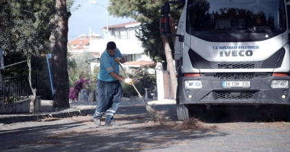 CADDE VE SOKAKLAR KÖŞE BIÇAK TEMİZLENDİ