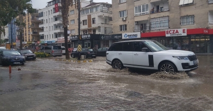 DİDİM’DE SAĞANAK YAĞIŞ ETKİLİ OLDU