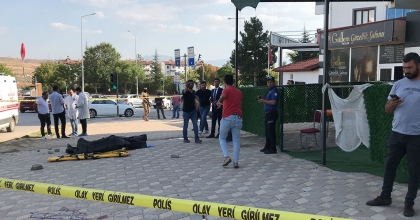 ELAZIĞ'DA SİLAHLI ÇATIŞMA: 2 KİŞİ HAYATINI KAYBETTİ, 1 KİŞİ YARALI