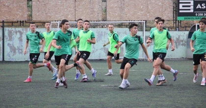 GENÇ HOROZLAR, BUCA’YI GÖZÜNE KESTİRDİ  