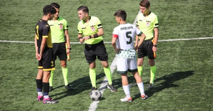 GENÇLER LİDERİ ELİNDEN KAÇIRDI