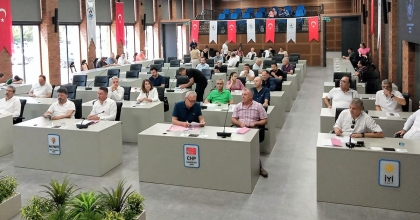 İSTİFA EDEN MECLİS ÜYESİNİN YERİNE HAKKI BARDAKÇI GETİRİLDİ