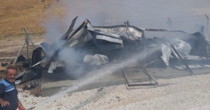 KONTEYNERDE ÇIKAN YANGINI İTFAİYE SÖNDÜRDÜ