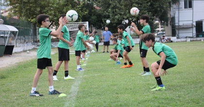 MİNİK HOROZLAR, YENİ SEZONA İDDİALI HAZIRLANIYOR