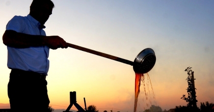 PEKMEZ KAZANLARI KAYNAMAYA BAŞLADI