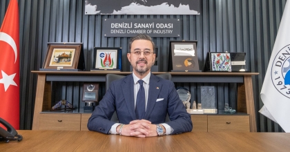 TEKSTİL VE HAZIR GİYİMDE DARALMA DEVAM EDİYOR