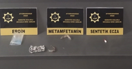 UYUŞTURUCU BASKININDA YAKALANAN 5 KİŞİDEN İKİSİ TUTUKLANDI  