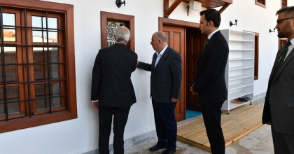 VALİ COŞKUN İLÇE GEZİLERİNE DEVAM EDİYOR