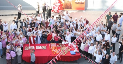 100. YILI ÇALIŞANLARIYLA KUTLADI