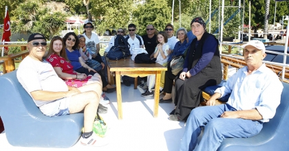 ACIPAYAMLI ENGELLİ BİREYLER ANTALYA’DA AĞIRLANDI