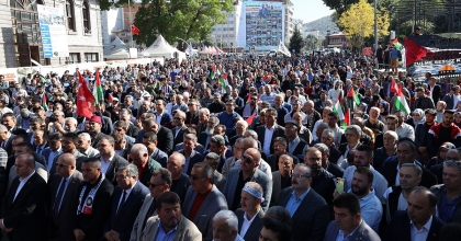 AFYONKARAHİSAR’DA FİLİSTİN’E DESTEK MİTİNGİ