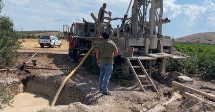 AKHİSARLI ÇİFTÇİLERE YENİ SONDAJ KUYUSU