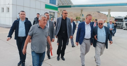 KOOPERATİF AKARYAKIT İSTASYONU AÇTI