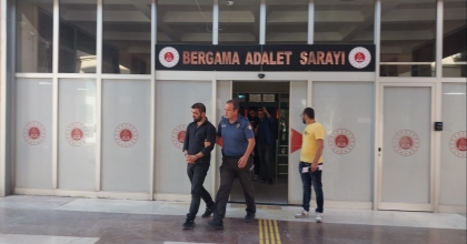 UYUŞTURUCU TACİRLERİ ARAÇ TAKİBİYLE YAKALANDI