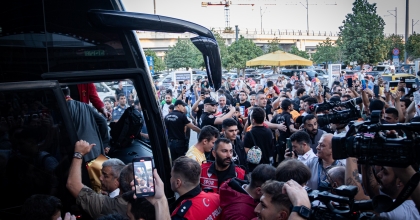 GALATASARAY ANTALYA'DA COŞKUYLA KARŞILANDI