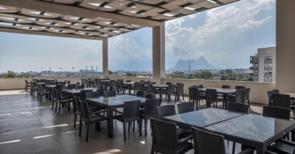 CUMHURİYET'E ÇOK ÖZEL KÜTÜPHANE