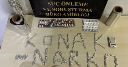 ARAMA YAPILAN EVLERDEN UYUŞTURUCU FIŞKIRDI