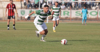 EFELER 09 SFK DEPLASMANDAN 3 PUANLA DÖNÜYOR