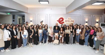 BAŞKAN ATAY ADÜ'LÜ ÖĞRENCİLERLE BULUŞTU