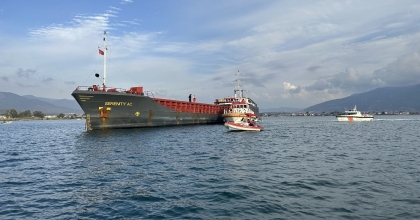 YÜK GEMİSİNDE PATLAMA: 4 YARALI