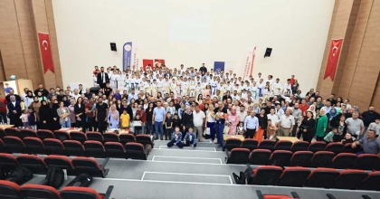 BAŞARILI 92 KARATECİ ÖDÜLLENDİRİLDİ  