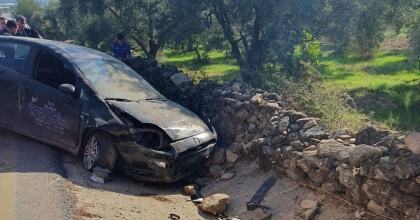 BOZDOĞAN'DA SÜRÜCÜ KURSU ARACI KAZA YAPTI: 2 YARALI