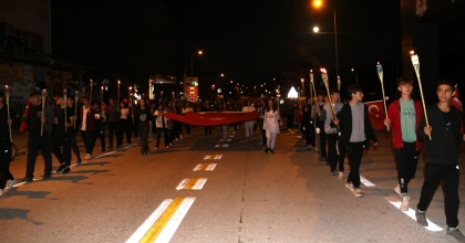 ÇAMELİ’DEKİ FENER ALAYINA BİNLERCE VATANDAŞ KATILDI