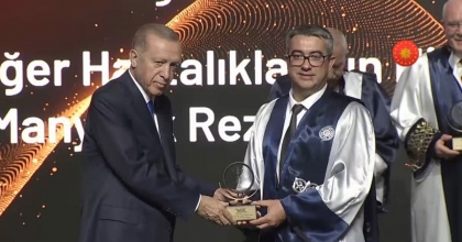 EGE ÜNİVERSİTESİNE MİLLİ YENİLİK ÖDÜLÜ