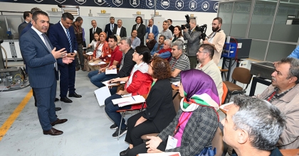 DENİZLİ'DE TEKSTİL TEKNOLOJİSİ ÖĞRETMENLERİ İÇİN ÖZEL EĞİTİM