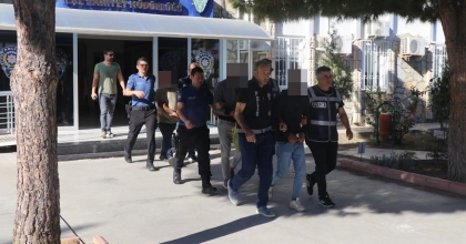 DİDİM’DE 3 ORGANİZATÖR YAKALANDI, 34 DÜZENSİZ GÖÇMEN KURTARILDI