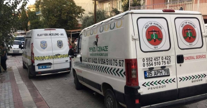 EVİNDE ÖLÜ OLARAK BULUNDU