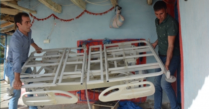 GAZİ ÇOCUĞUNDAN ŞEHİT BABASINA ANLAMLI BAĞIŞ