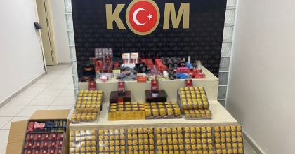 İZMİR’DE YASADIŞI TIBBİ ÜRÜN OPERASYONU: 25 GÖZALTI