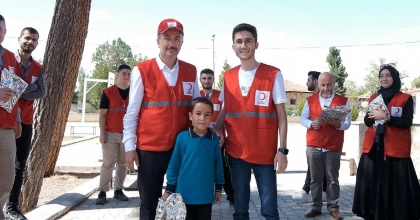 PAMUKKALE KIZILAY'IN ROTASI MİNİK GÖNÜLLER