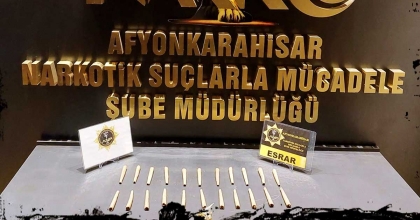 TÜTÜNÜN İÇERİSİNE KARIŞTIRILMIŞ ESRAR ELE GEÇİRİLDİ  