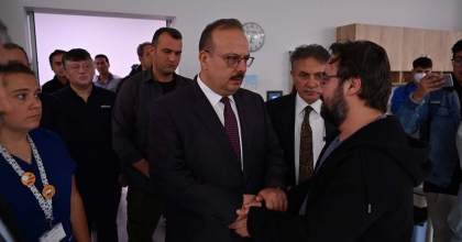 VALİ CANBOLAT, ACILI AİLE GÖRÜŞTÜ 