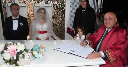 PERSONELİNİ MUTLU GÜNÜNDE YALNIZ BIRAKMADI