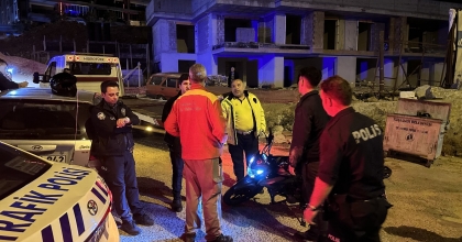 EHLİYETSİZ SÜRÜCÜ 5 KİLOMETRELİK KOVALAMACAYLA YAKALANDI