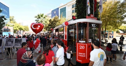 DTO’DAN TRAMVAYLI CUMHURİYET KUTLAMASI