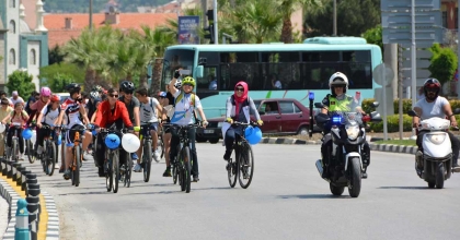 YÜZÜNCÜ YILDA YUNUSEMRE'DE YÜZ KİLOMETRELİK BİSİKLET TURU