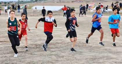 265 SPORCU MADALYA İÇİN KOŞTU