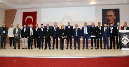 ALTAY KÖTÜ GİDİŞATI DURDURMAK İSTİYOR