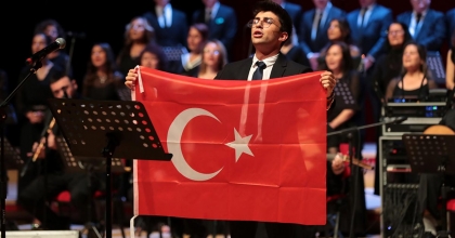 ATA SEVGİSİ TÜRKÜLERLE DİLE GELDİ