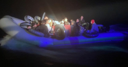 42 DÜZENSİZ GÖÇMEN YAKALANDI