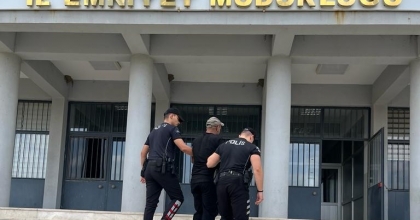 GÖÇMEN TACİRİ YAKALANDI