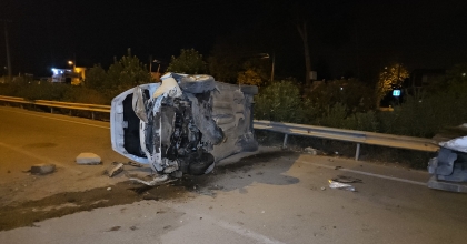 KONTROLDEN ÇIKAN ARAÇ TAKLA ATTI