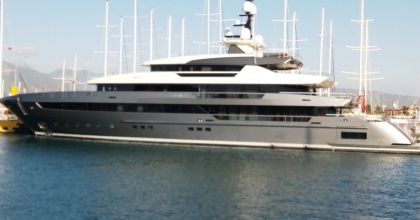 SÜPER YAT ATTILA FETHİYE’YE GELDİ