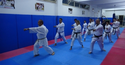 AYNI SALONUN ÖĞRENCİLERİNDEN 30 YIL SONRA İDMAN