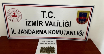 ŞÜPHELİ ARAÇTAN ESRAR ÇIKTI