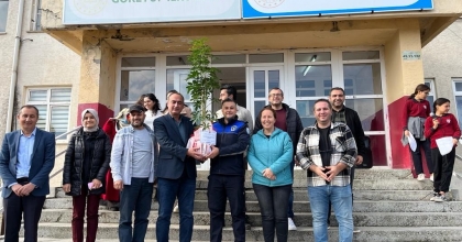 MESLEKTAŞLARINA ÇİÇEKLİ KUTLAMA